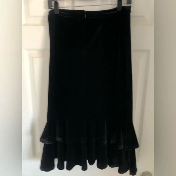 Gianni Bini midi black velvet,ruffled tiered skirt. - Picture 10 of 13